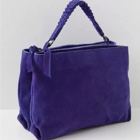NWOT Free People Cody Crossbody Handbag Purple
Suede Double Zip Purse Bag $78. - Picture 9 of 12